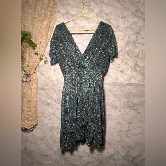 Metallic Shiny Blue Green Emerald Party Cocktail Dress M Date Night Wrap Shimmer - Picture 3 of 8